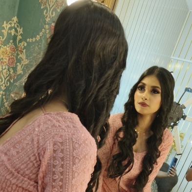 Thehairloungebyridaali