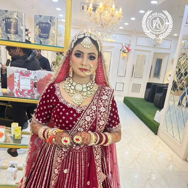 Thehairloungebyridaali